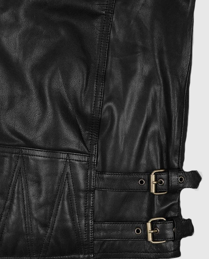 Men's Black Motorcycle Leather Jacket – Custom Fit - collar and zip close-up