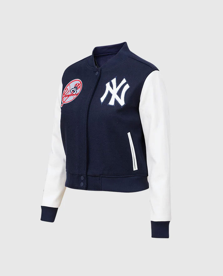 MLB New York Yankees Women's Blue Varsity Leather Jacket - collar and zip close-up
