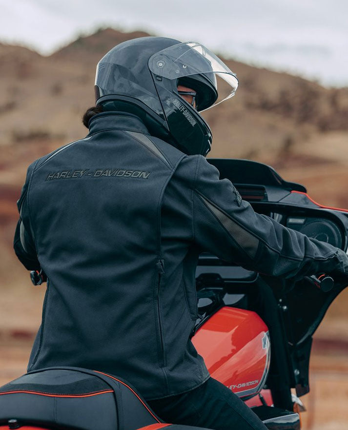 Men's Paradigm Triple Vent System 2.0 Black Leather Jacket - sleeve and cuff detail
